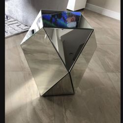 Mirrored End Table 