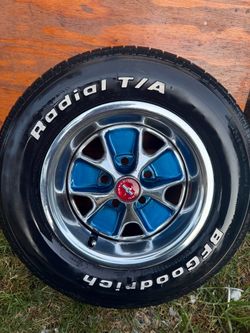 Four Ford Mustang Wheel with BFGoodrich Radial T/A Tire