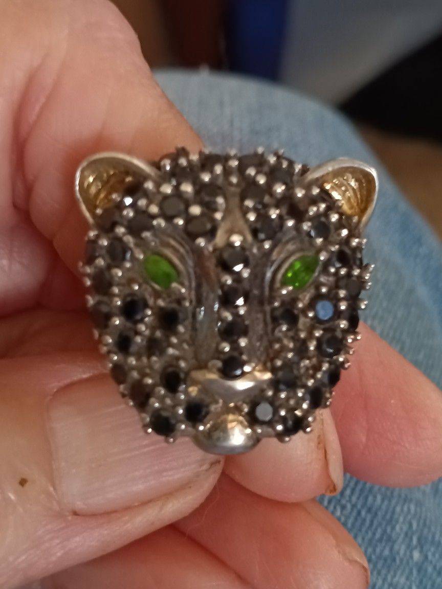 Size 7 Large Vintage Black Panther Gemmed Ring
