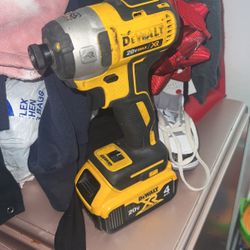 Dewalt