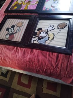 Vintage Disneyland friends in great condition