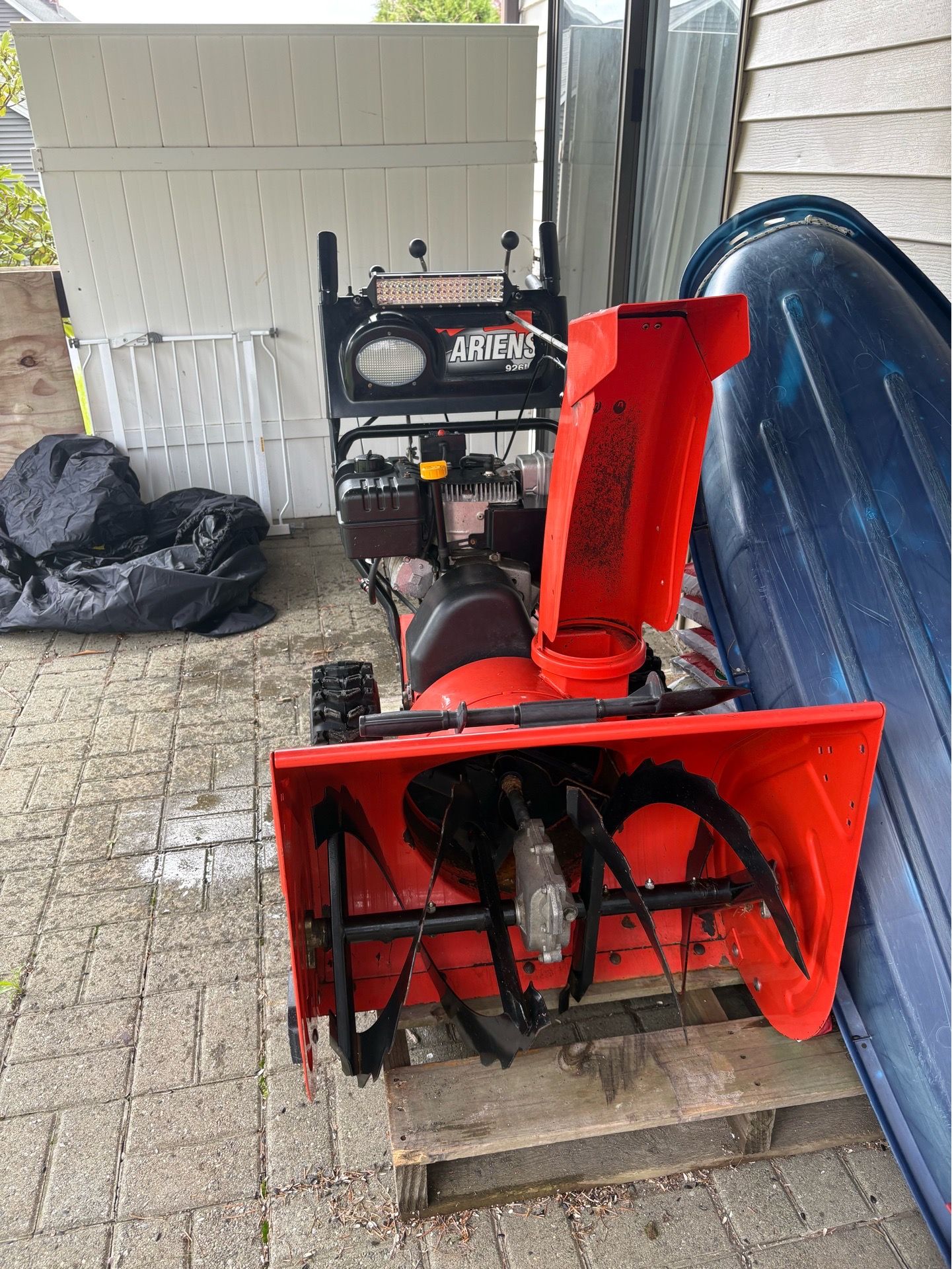 Ariens 926LE snowblower for Sale in Bristol, CT - OfferUp
