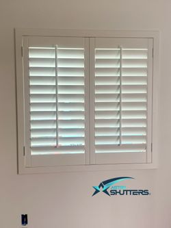 Interior Wood Shutters- Custom, Plantation, Professional Installation, Licensed Company, Window Treatments & Coverings, Persianas De Madera, Espanol
