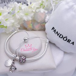 Pandora style adjustable bracelet in 925 silver.