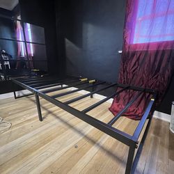 Zinus Abel Black Metal Twin Platform Bed Frame