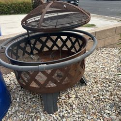 Fire Pit  With Grill