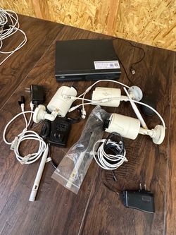 Security camera system with 3 cameras