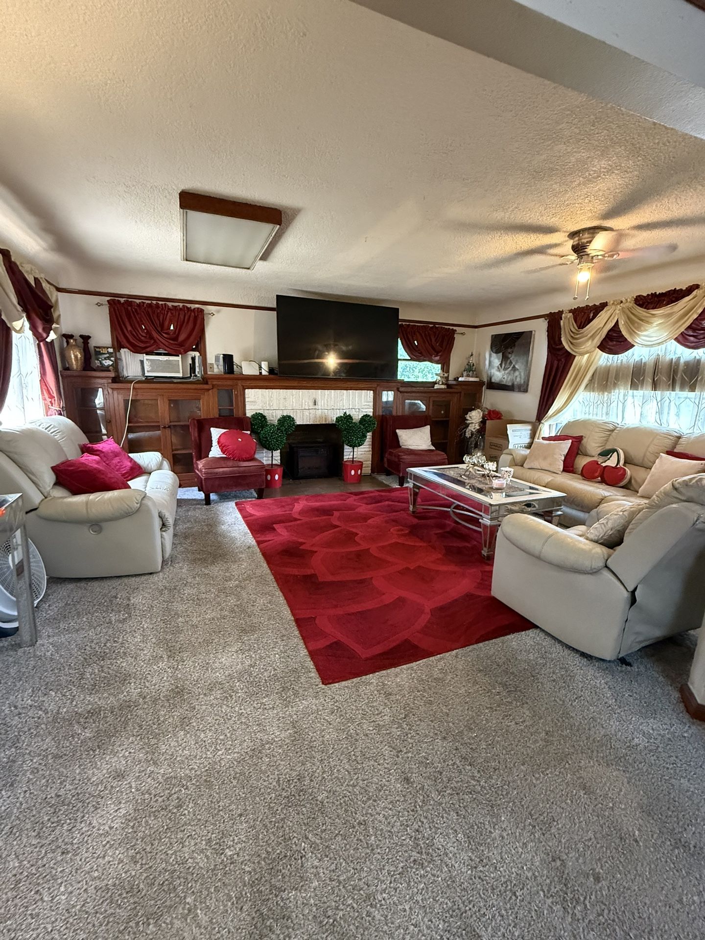 Cream, Leather Living Room Set
