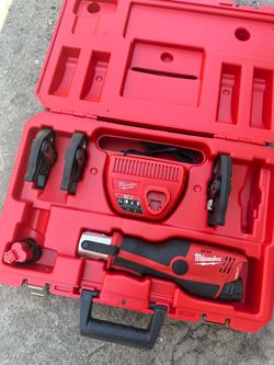 Milwaukee M12 12-Volt Lithium-Ion Force Logic Cordless ProPress Pro Press Tool Kit 3x Jaw w/ 2x 1.5 Ah Battery & Case  $1399