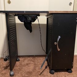 Nail Desk With Dust Extraction 