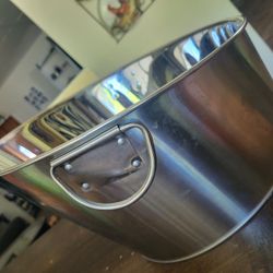 Stainless Beverage Container