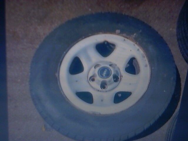 ..3 Stock Jeep Wheels