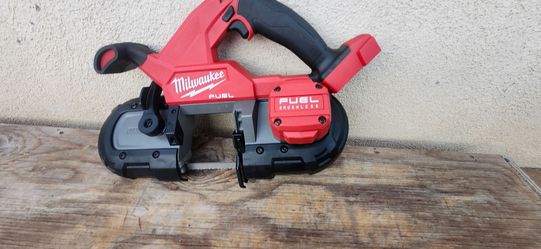 Milwaukee bandsaw m18 fuel 3" cut tool only