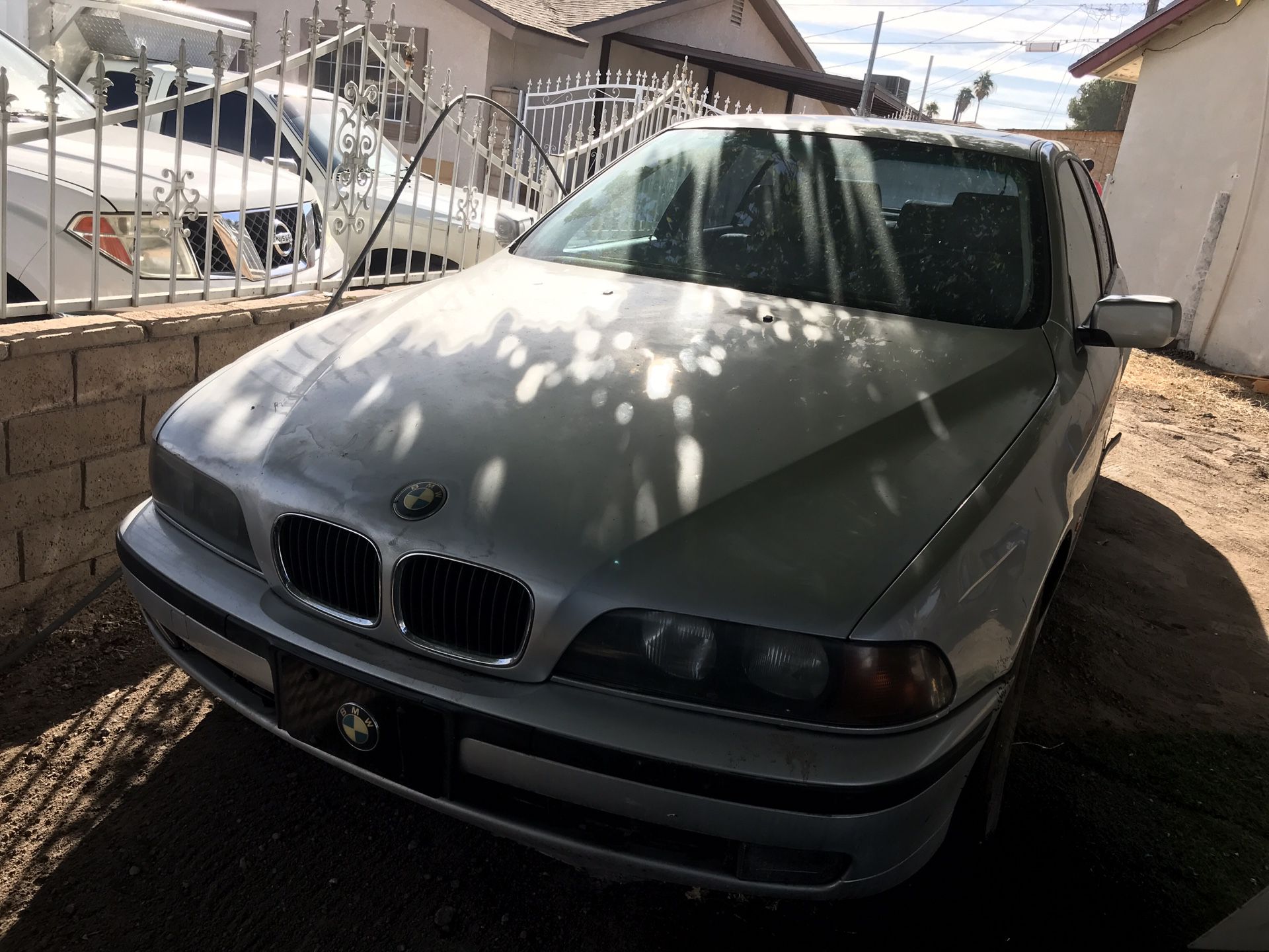 2000 bmw 528i not working for parts only with title