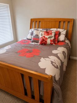 Queen bed with mattress set