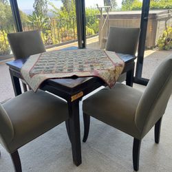 Table & Chairs