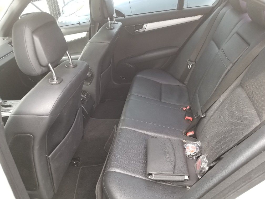 2009 Mercedes-Benz C-Class