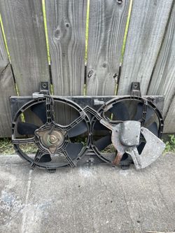 2000-01 Nissan Sentra 1.8 2000-06 Nissan Sentra 2.0 Radiator Fans