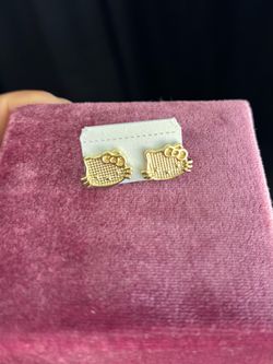 Hello Kitty earrings