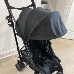 Inglesina Lightweight Stroller 5 Lbs