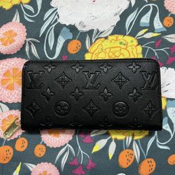 New Black Wallet