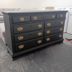 Black large 9 drawer dresser