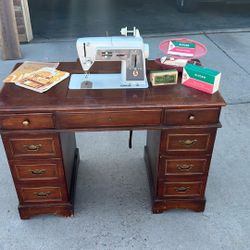 Antique Singer Sewing Desk Circa 1(contact info removed)