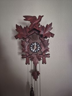 Vintage Mechanical Black Forest Cuckoo Clock