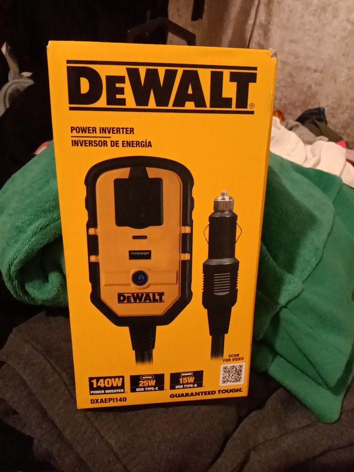 New DeWalt Power Inverter N