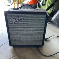 Fender Rumble 15 Bass Combo Amp