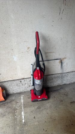 Dirt devil, vacuum cleaner with attachments Dirt devil, vacuum cleaner with attachments