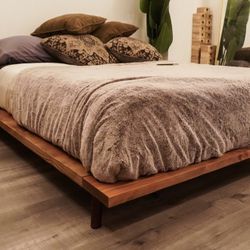 Queen size mid century modern platform bed frame
