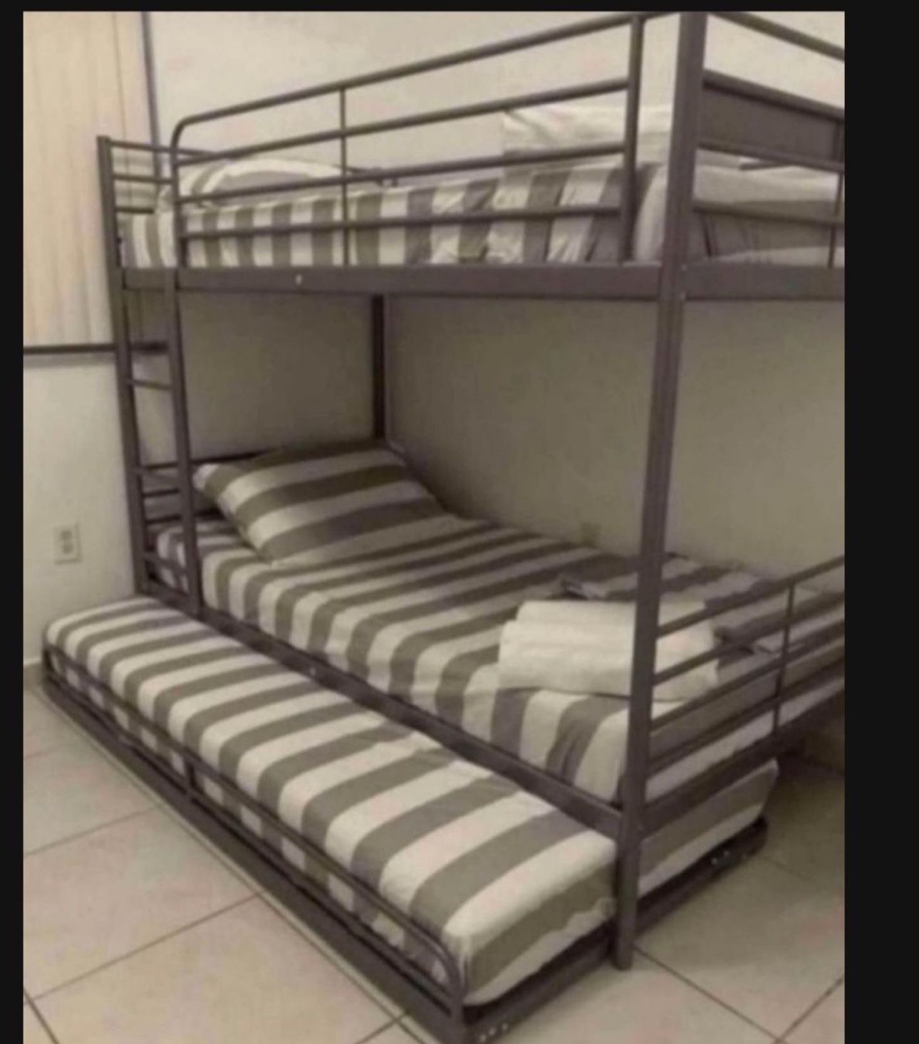 Bunk Bed 