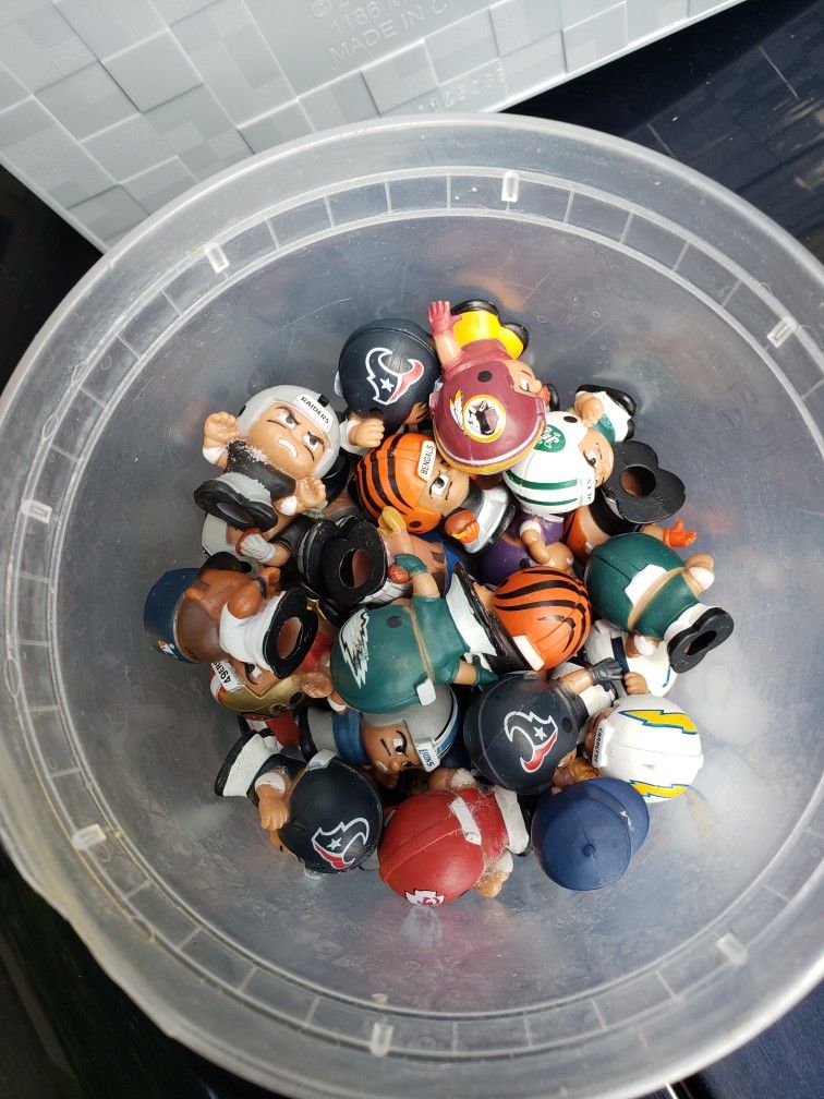 Each Mini Is a Different NFL Team TEENYMATES