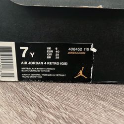 Air Jordan 4 Retro 