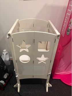 Classic Kitchen Helper Toddler Tower Stool