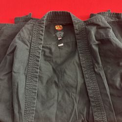 Free Gi Karate Uniform Size 6