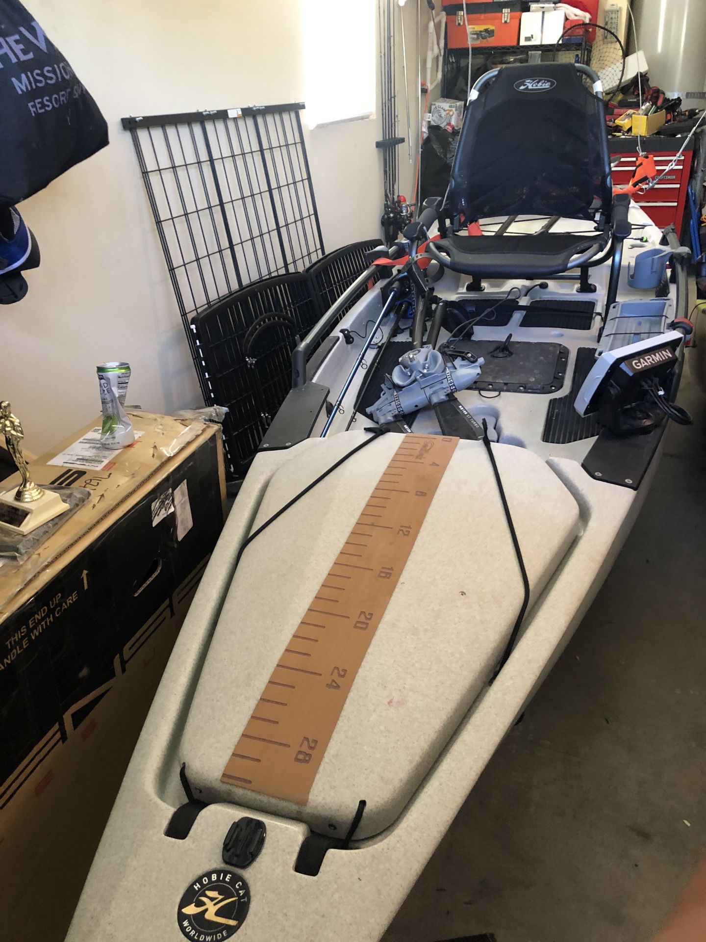 2018 Hobie Pro Angler 14 - 180 pedal drive kayak