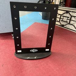Vanity mirror 