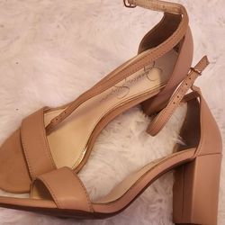 Almost New Jessica Simpson Size 8 Chunky Tan Heels
