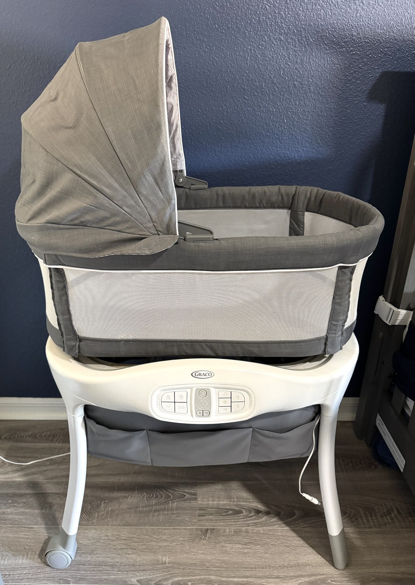 Graco Sense2Snooze Rocking Bassinet