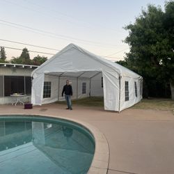 Carpa’s. Canopies. 