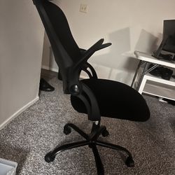 Mesh Black Office Chair w/ Cushion Seat