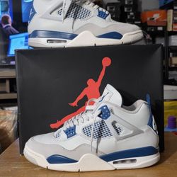 Air Jordan 4 Military Blue