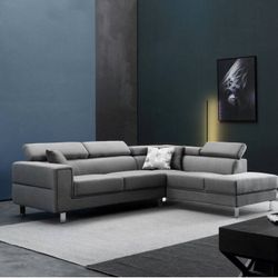 Large L Shape Sectional Sofa with Extended Chaise Lounge .