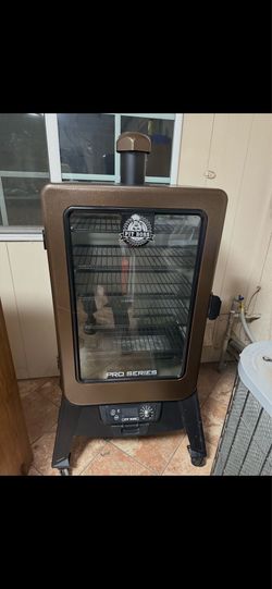 PIT BOSS  smoker