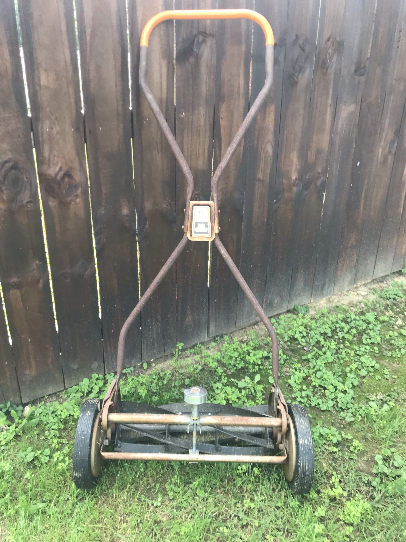 Old Craftsman Push Trimmer Shop CRAFTSMAN Tradition Gas Power