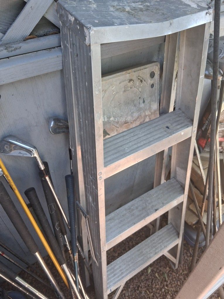 Ladder