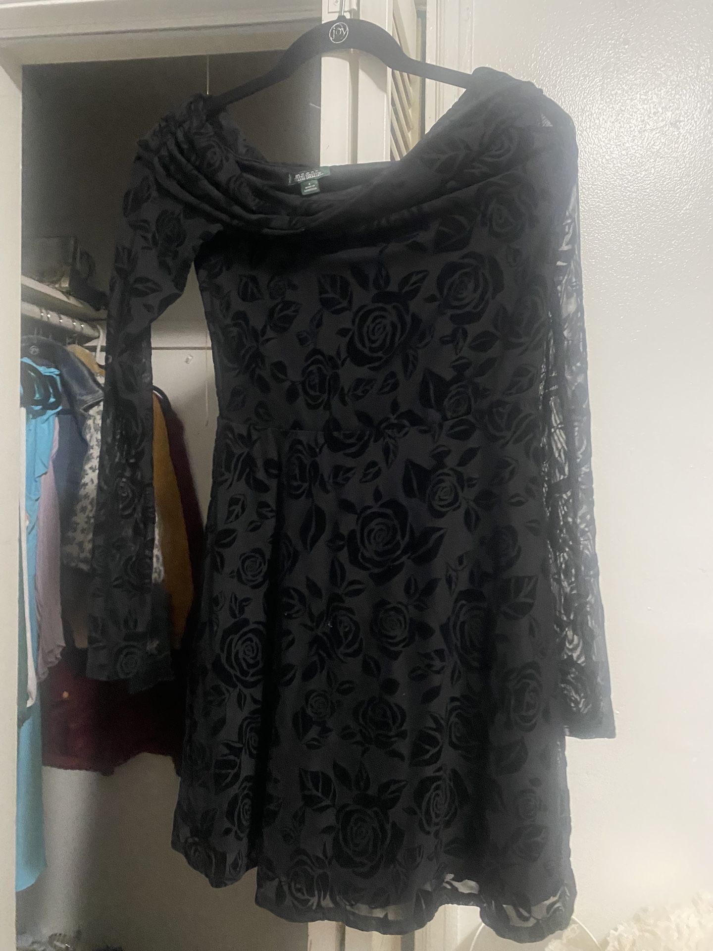 Wild Fable - Mesh Rose Dress