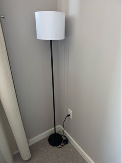 Modern floor lamp